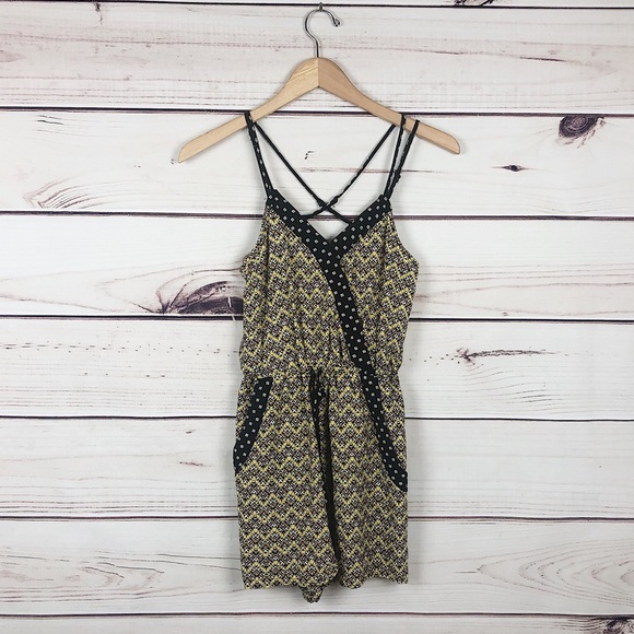 Target Yellow Floral Pattern Cross Over Romper S - Picture 4 of 8